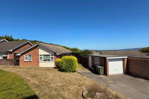 Frontage- click for photo gallery